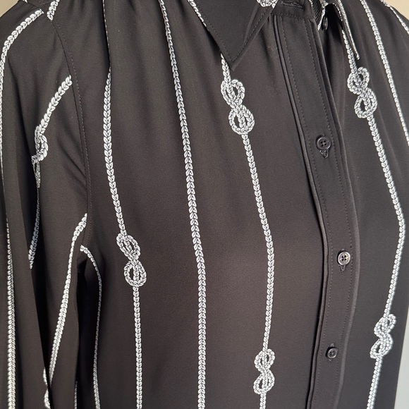 White House Black Market Black and White Womans Shirt NWT - Picture 12 of 12